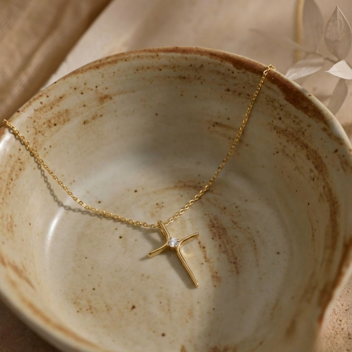 Consacrata™ - Collana Croce Essenziale