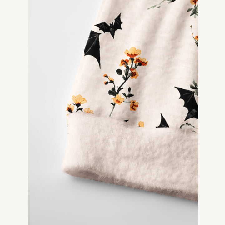 Cardigan lavorato a maglia di Halloween con pipistrelli e fiori selvatici