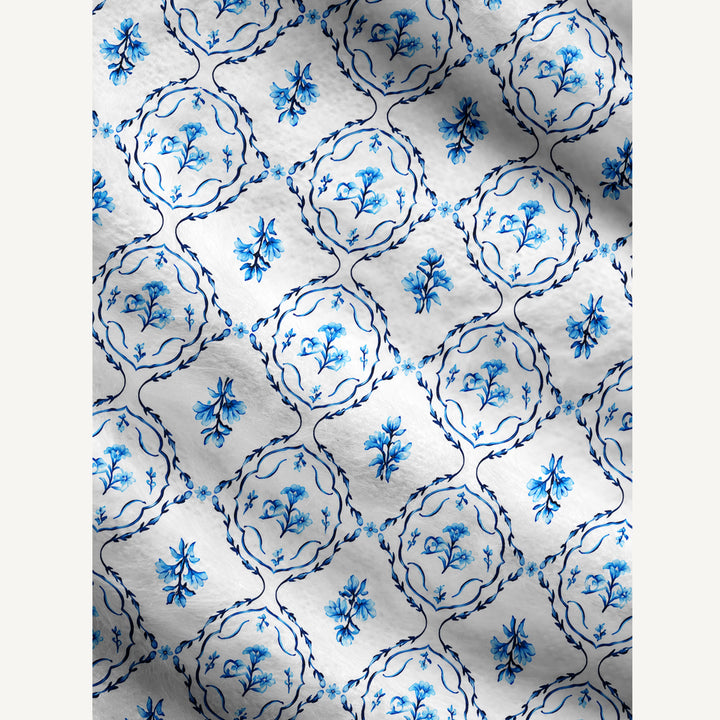 Cardigan lavorato a maglia blu con stampa di medaglioni floreali
