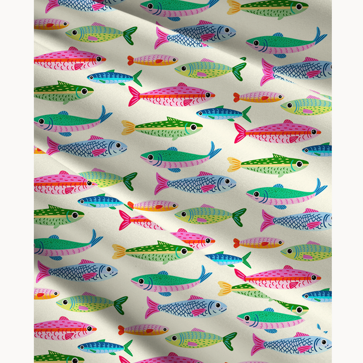 Gonna lunga e abito senza spalline a motivo di sardine
