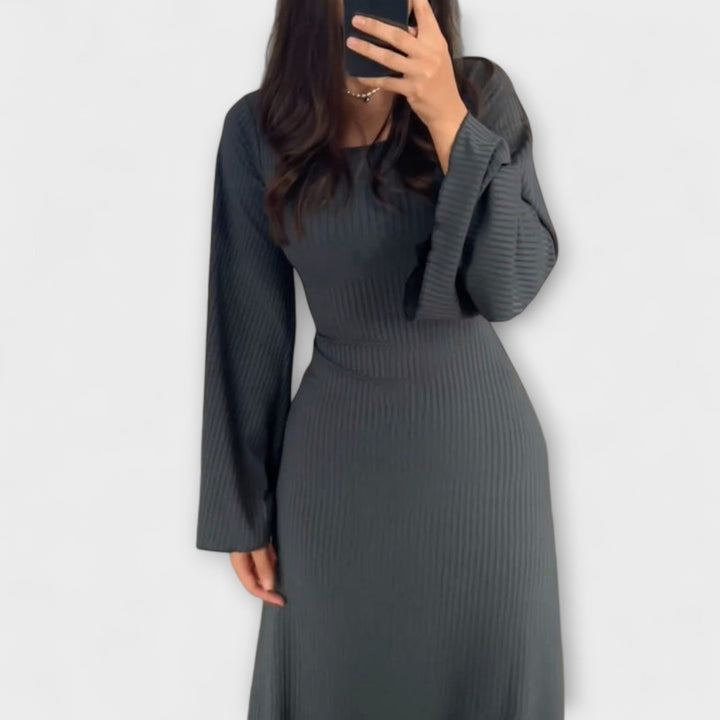 Jocelyn - Abito in Maglia Elegante con Dettaglio in Vita