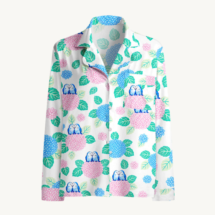 Set di pigiami a maniche lunghe con ortensie e uccellini blu da giardino