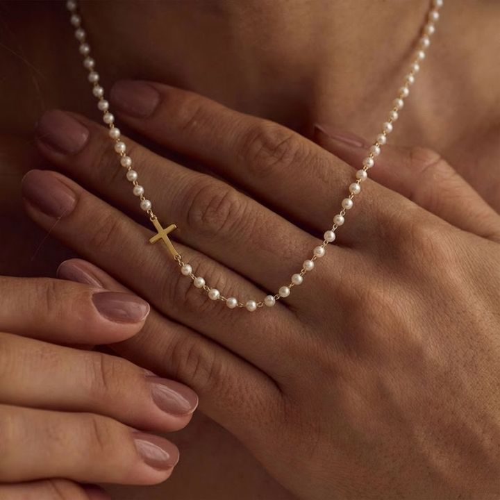 Mirabile™ - Collana a Croce Decorata con Perle d&