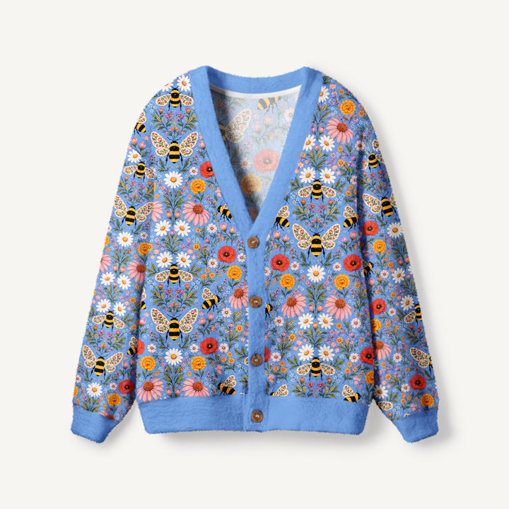 Cardigan lavorato a maglia da giardino incantato con api e fiori di campo
