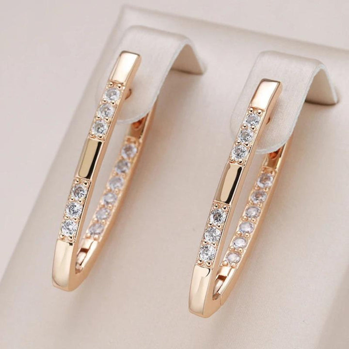 Elegáns Zirconia Fülbevalók Aranyban