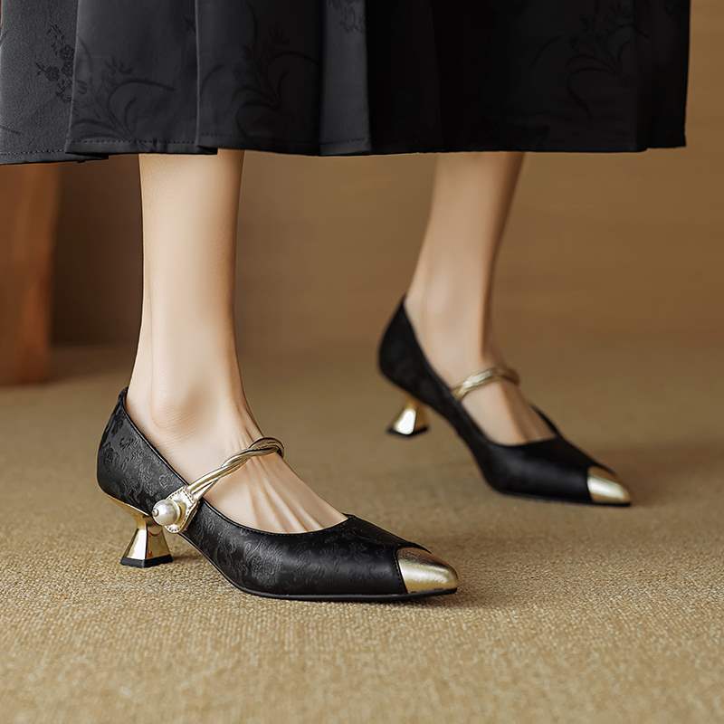 Bianca | Scarpa elegante con tacco alto