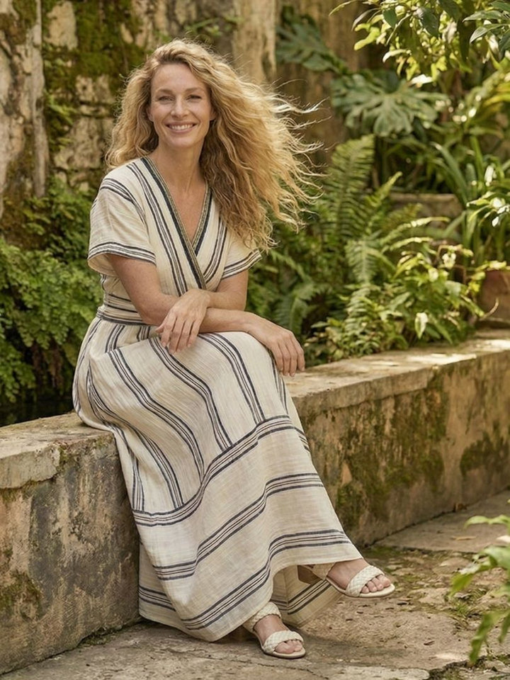 Thalassa | Vestito midi a maniche corte con scollo a V e vita avvolgente