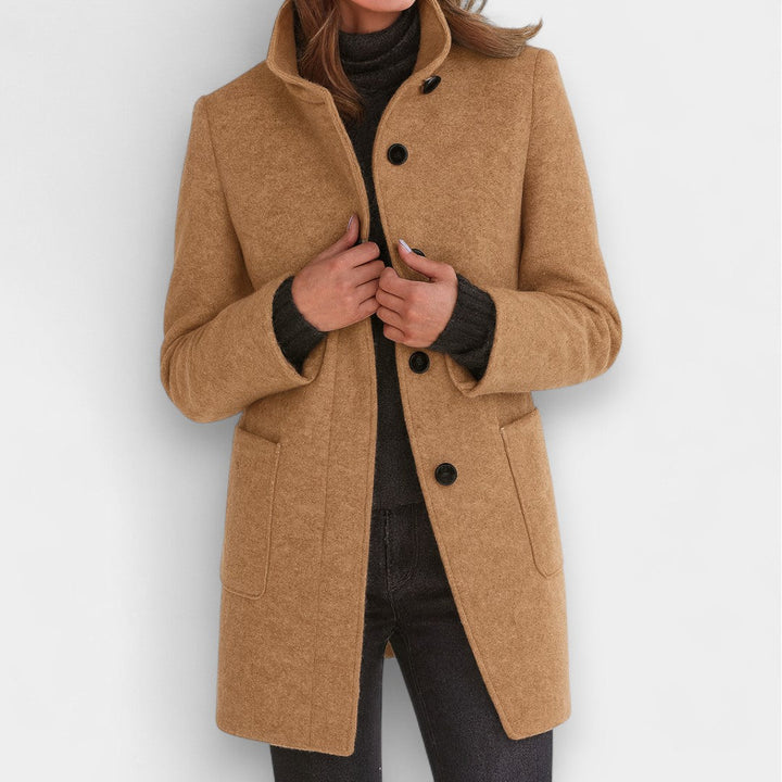 Nela - Cappotto elegante con colletto alto