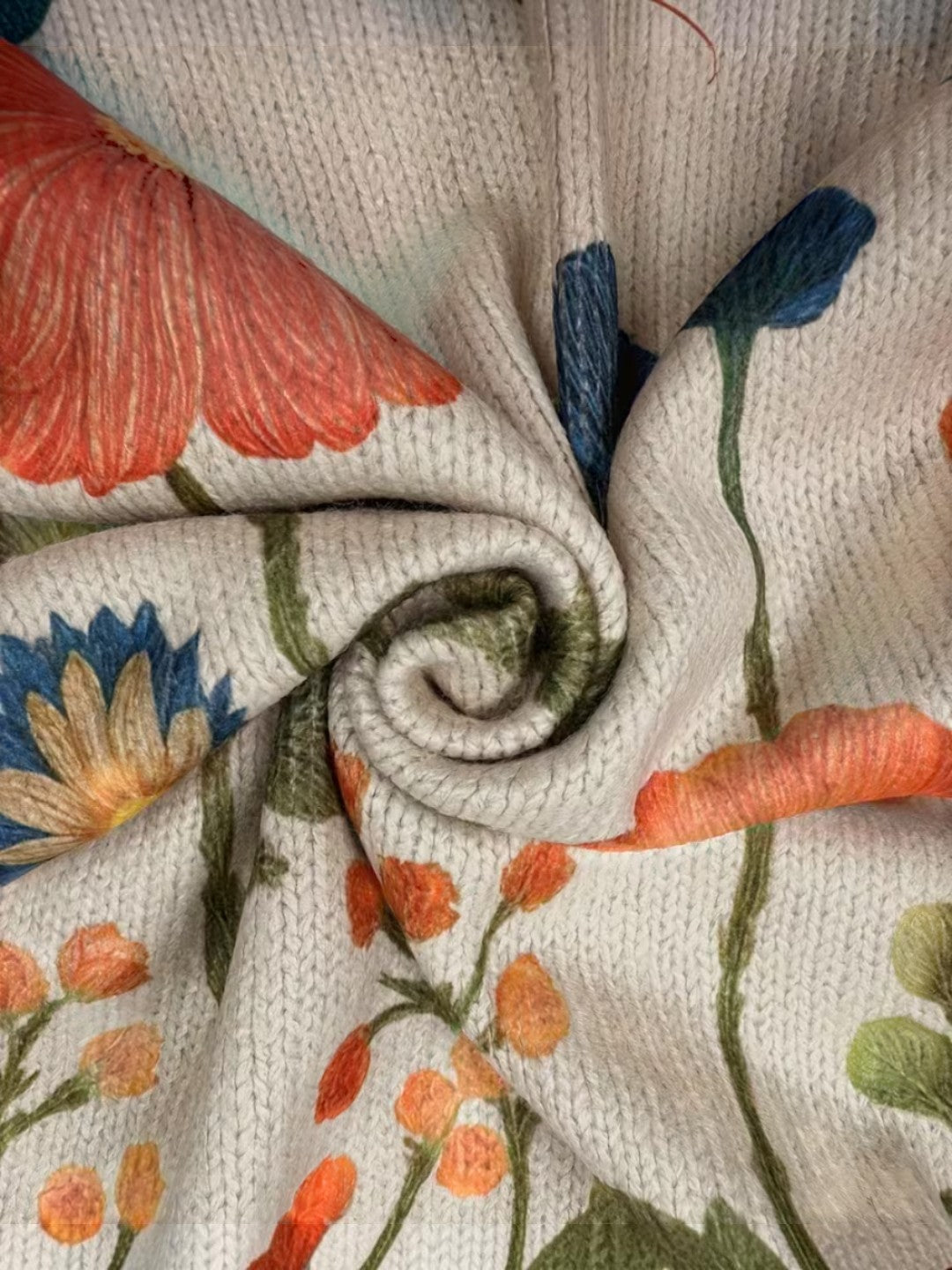 Andrea™ | Cardigan con motivo di fiori selvatici