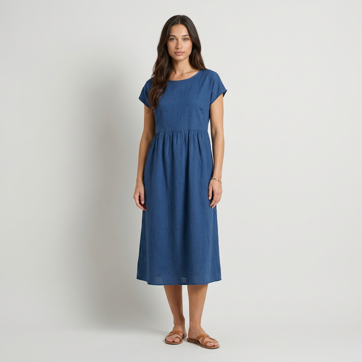 Chira Vestito midi con maniche corte
