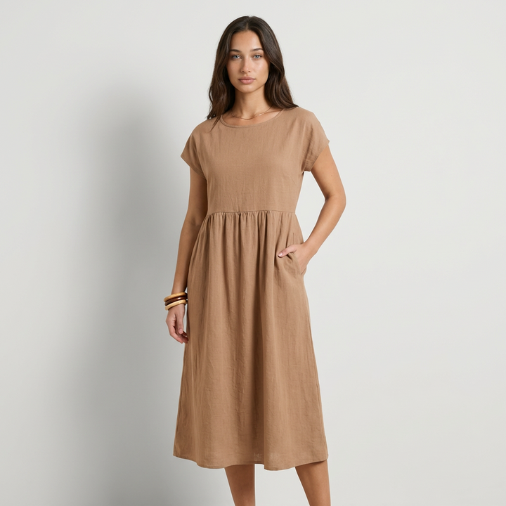 Chira Vestito midi con maniche corte